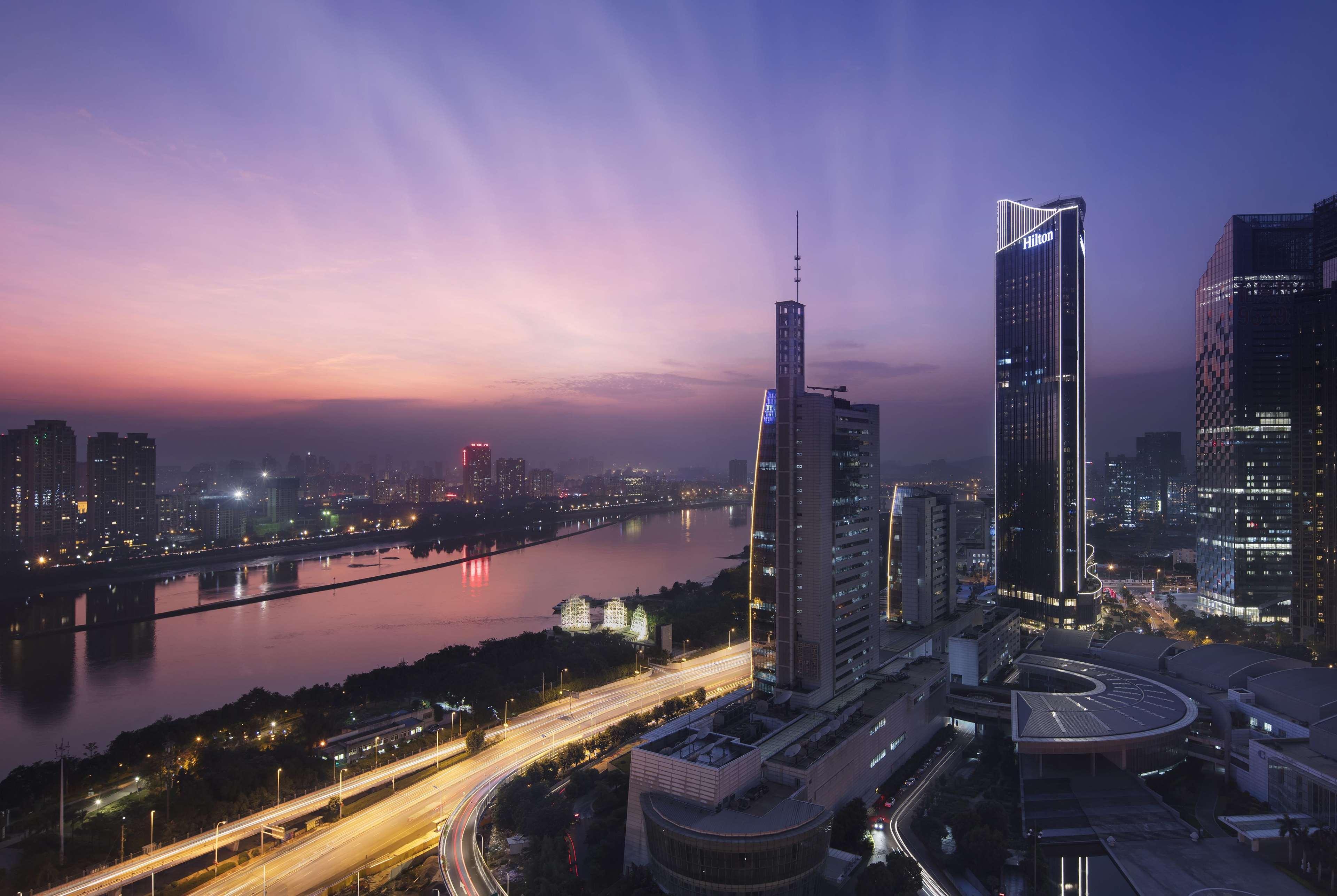 Hilton Fuzhou Hotell Fuzhou  Exteriör bild