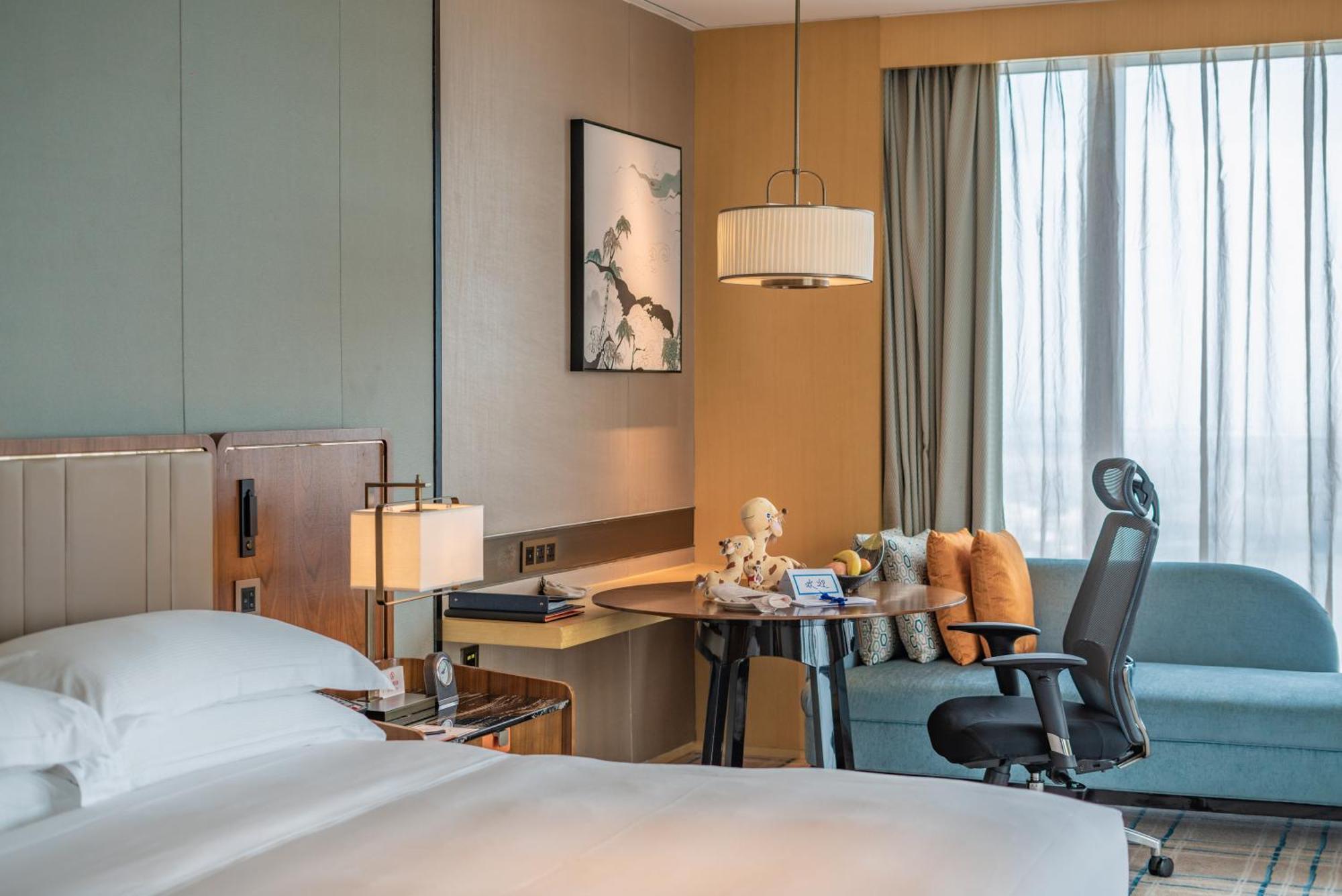 Hilton Fuzhou Hotell Fuzhou  Exteriör bild