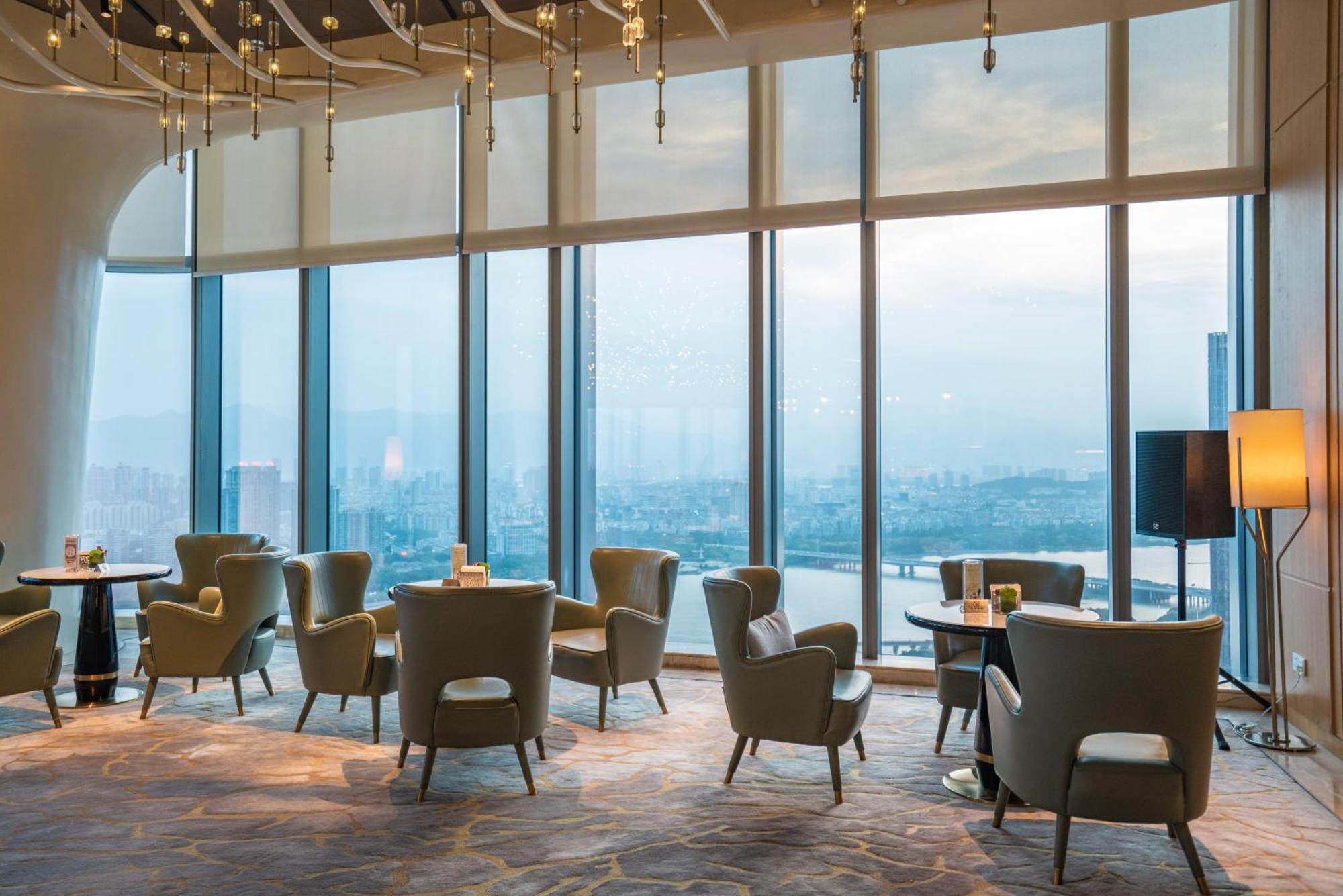 Hilton Fuzhou Hotell Fuzhou  Exteriör bild